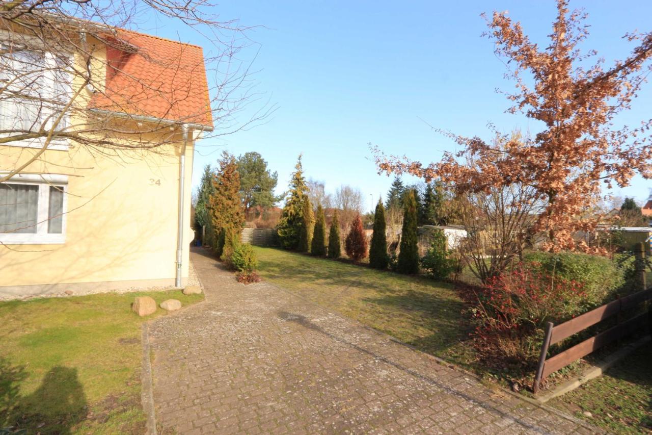 Ferienhaus Ahorn Mit Garten In ซินโนวิทซ์ ภายนอก รูปภาพ